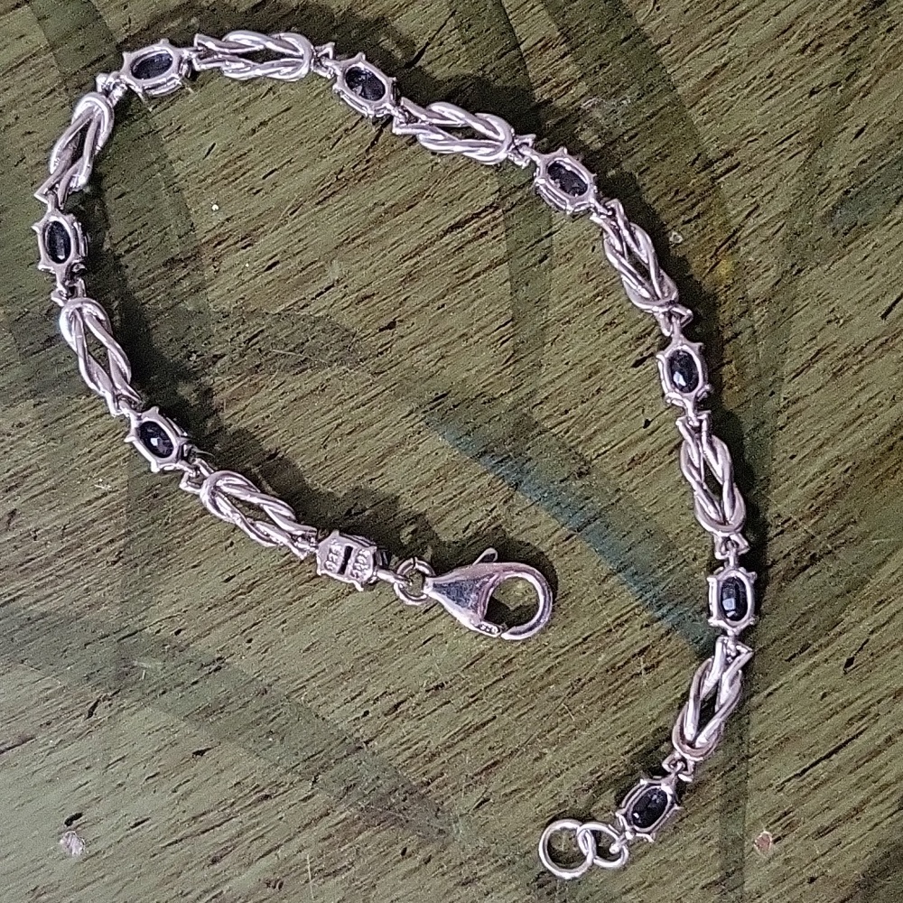 AA Tanzanite Bracelet - Picture 3 of 5